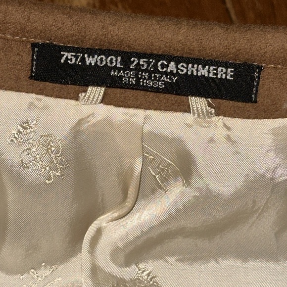 Vivara By Emilio Pucci Wool Cashmere Blazer - Picture 11 of 15